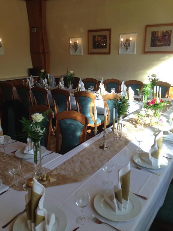 Ziegenrück Hotel Am Schlossberg מראה חיצוני תמונה