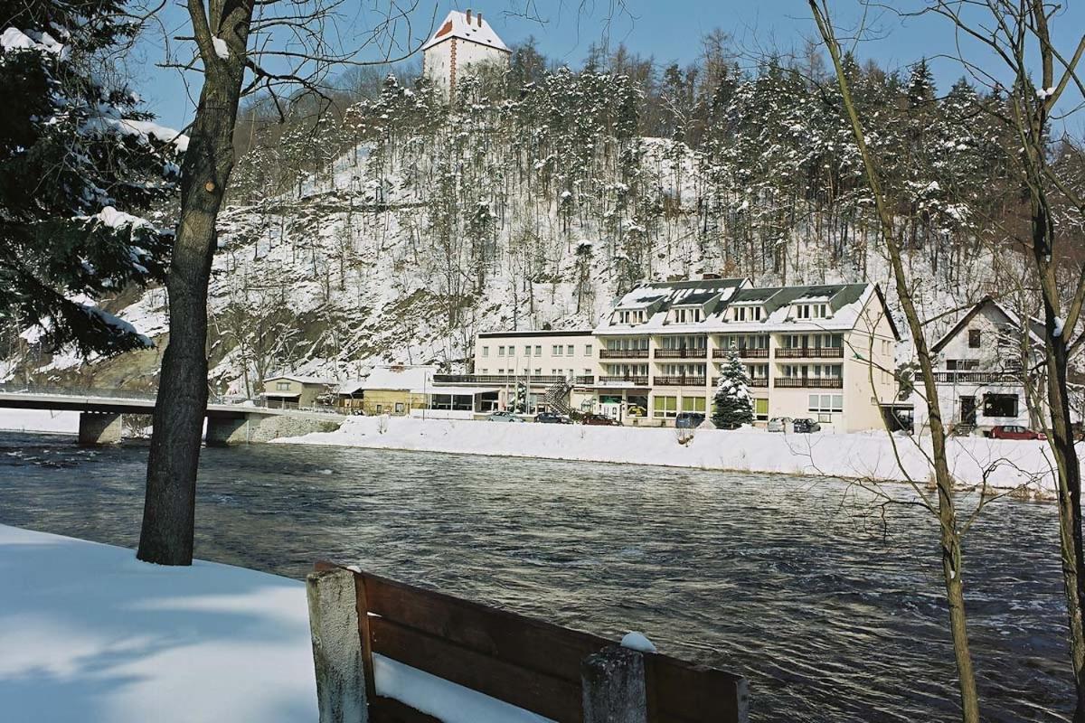 Ziegenrück Hotel Am Schlossberg מראה חיצוני תמונה