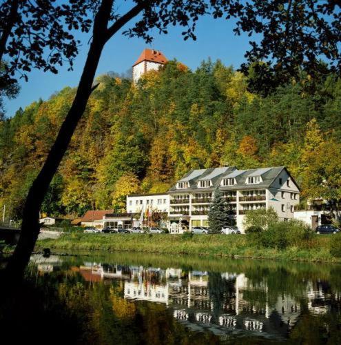 Ziegenrück Hotel Am Schlossberg מראה חיצוני תמונה